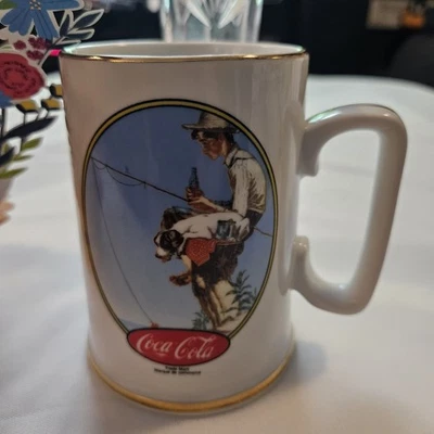 TAZA/TAZA DE CAFÉ COCA COLA VINTAGE ADORNO BLANCO Y DORADO Foto 1 de 4