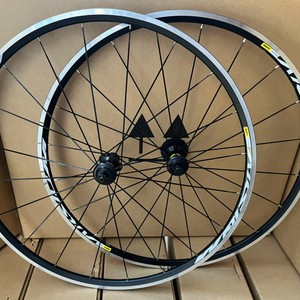 700C Road Bike Wheelset Quick Release Bicycle Clincher Rims Alloy Wheels 8-11S