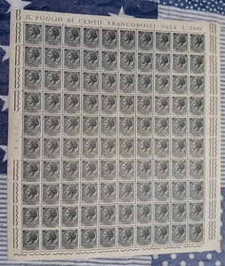 1955 ITALIA TURRITA SIRACUSANA 5 LIRE FOGLIO COMPLETO DA 100 ** MNH - Foto 1 di 2