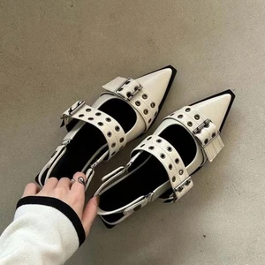 Neue spitz zulaufende Retro mitteldicke Schuhe mit Röcken und kleinen Lederschuhen - Bild 1 von 10
