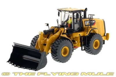 Diecast Masters 1:50 966M Wheel Loader - Image 1 of 4