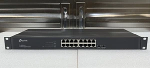 Conmutador de montaje en rack Gigabit de 16 puertos TP-Link TL-SG1016 - Imagen 1 de 3
