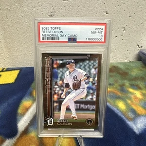 2025 Topps Serie 1 - Reese Olson #224 Memorial Day Camo/25 PSA 8 - Imagen 1 de 2