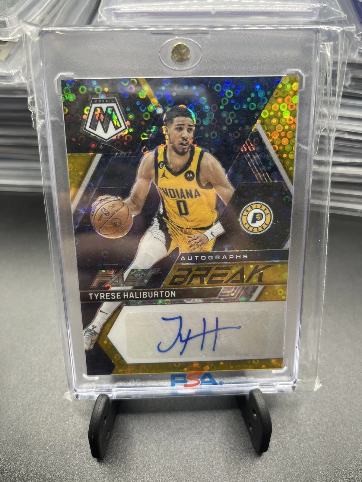2022-23 Mosaic Tyrese Haliburton Auto Gold Disco /10