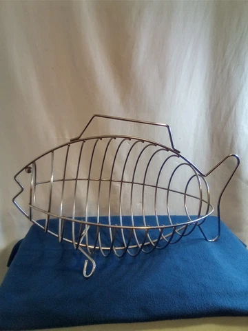 Fish Shaped Metal Footed Fruit/Bread Basket with Handle Beautiful Condition Cover