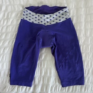 Lululemon Padded Pedal Pace Biking Cycling Shorts Sz 2 - Picture 1 of 3