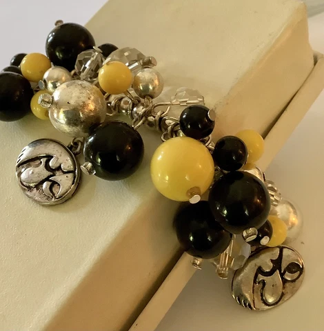 IOWA HAWKEYES WOMEN’S Bracelet, from 1990s 3 Hawkeye charms and beads cool Cover