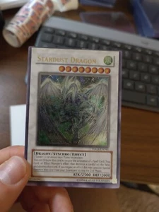 Yugioh! Stardust dragon ultimate rare unl Ed LP/Tiny Crease MISCUT MISPRINT OC - Picture 1 of 6