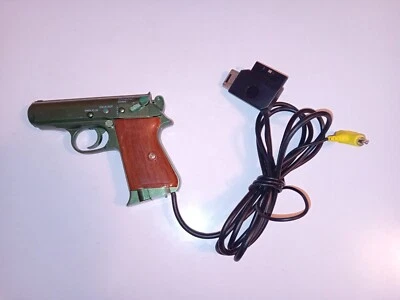 G-Con SCORPION GREEN LIGHT GUN PLAYSTATION 1 PS1 PS2 SEGA SATURN PISTOL BLASTER - Image 1 of 4