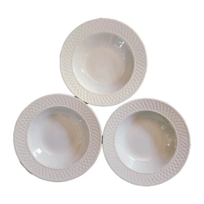Set Of 3  Oneida Wicker White Basket Weave 9" Rimmed Salad Bowls Pasta Soup Good - Image 1 of 3
