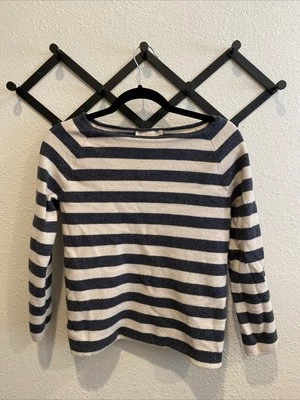 Suéter Tory Burch Lana Merino Rayas Talla Pequeña Gris y Crema Foto 1 de 4