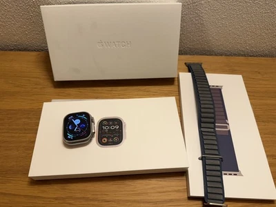Apple Watch Ultra 2 49mm Titangehäuse mit Alpine Loop - Blau, M/L  - Bild 1 von 4