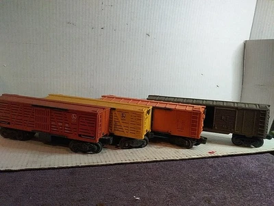 4 Lionel Boxcars, Stock Cars, 3656, 6656, X3464 - Image 1 of 4
