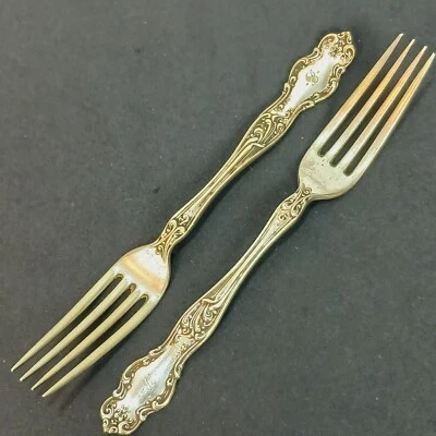 2 вилки обеденные Tudor узор 7-1/2 дюйма Rogers & Hamilton никелевое серебро 1904 моно B - Изображение 1 из 4