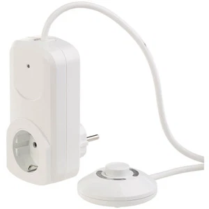 revolt Stecker mit Schalter: Schaltbare 230-Volt-Steckdose mit Fußschalter - Bild 1 von 5