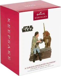 2023 Star Wars A Curious Encounter on Endor Wicket Leia Ewok Hallmark Ornament - Imagen 1 de 3