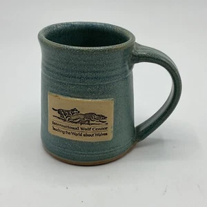 International Wolf Center Mug By Blue Earth Pottery Blue Green - Foto 1 di 7