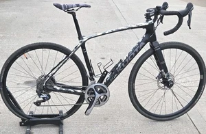 Large Carbon Disc Gravel Bike - Picture 1 of 18