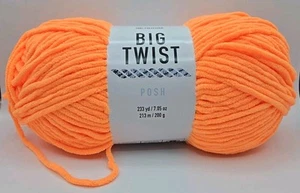Big Twist POSH Yarn 100%Polyester Mandarin Orange Glow Bulky Weight#5 7oz/223yds - Picture 1 of 8