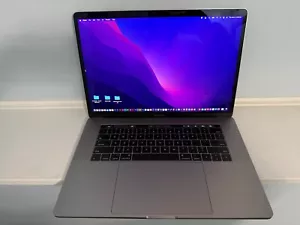 MacBook Pro 2017 i7 15" 16GB - Final Cut Pro, Wellen, Logic Pro, Live, Adobe - Monterey - Bild 1 von 24
