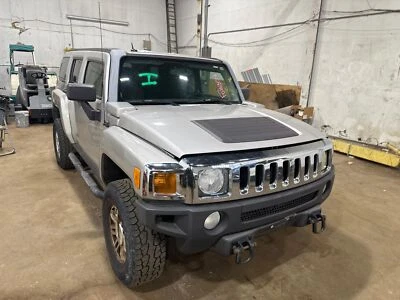 Used Rear Axle Assembly Rear fits: 2007 Hummer H3 increased capacity chassis pac Foto 1 de 4