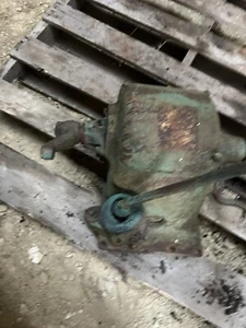 OLIVER / COCKSHUTT 60. POWER LIFT ASSEMBLY WITH SHIFTER ANTIQUE TRACTOR - Picture 1 of 7