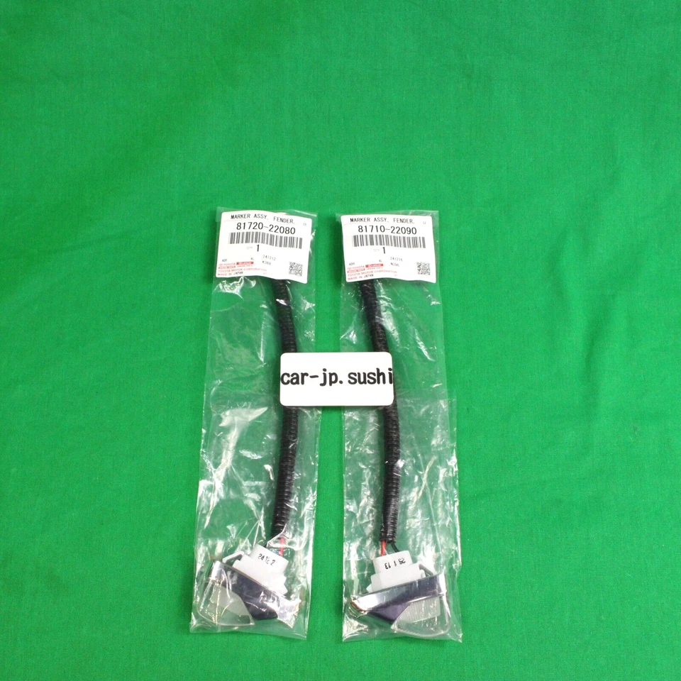 TOYOTA Genuine Mark II Cresta JZX100 GX10# LX100 Fender Marker Lamp Unit SET - image 1 of 4