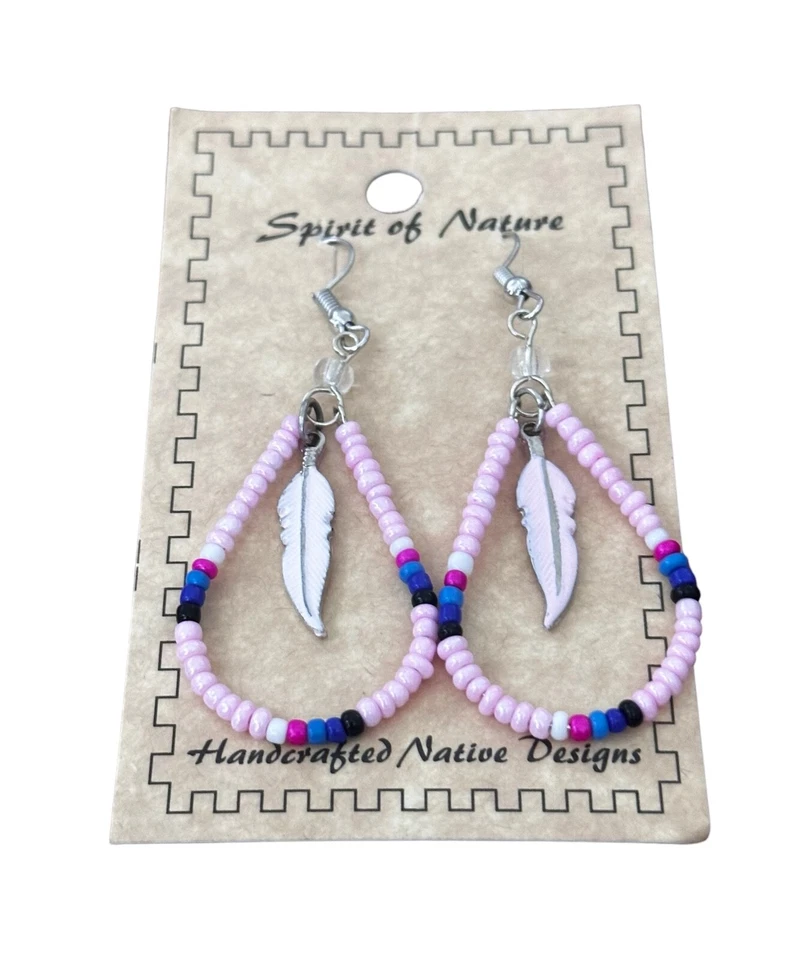Pendientes Spirit of Nature -forma de pera- cuentas de semillas- pluma colgante- rosa Foto 1 de 1