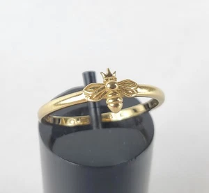 Monica Rich Kossann Queen Bee 18k Yellow Gold Posey Dainty Stackable Ring 7.25'' - Picture 1 of 11