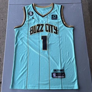 Buzz City Lomelo Ball Basketball Trikot #1 Herren Hornets NBA genäht Gr. 50 - Bild 1 von 3