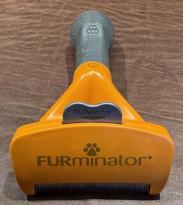 Herramienta de deshedding de pelo largo Furminator para perros grandes, estándar Foto 1 de 4