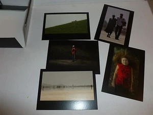 BILL VIOLA Acciones frustradas y gestos inútiles 5 x POSTALES DE ARTE EN BILLETERA - Imagen 1 de 3