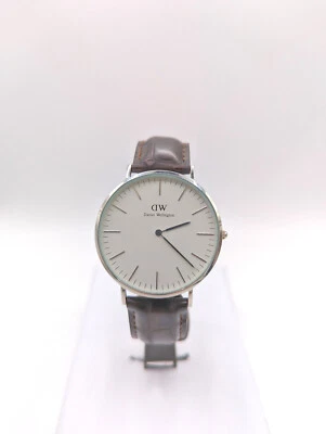 Часы Daniel Wellington 40 мм серебристые с кожаным ремешком и белым циферблатом рекомендуемая розничная цена 159 фунтов - Изображение 1 из 2