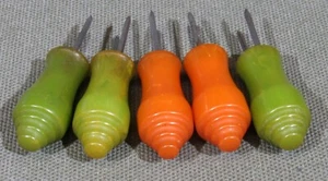 5 Vintage Bakelite Corn Cob Holders - FREE Shipping! - Picture 1 of 4