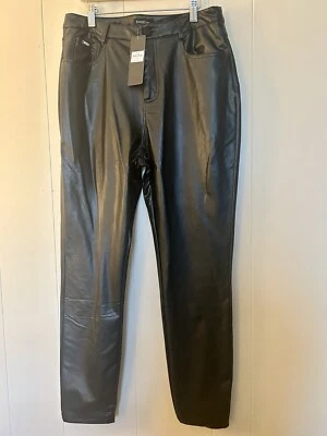 Pantalones Bebe de imitación de cuero negros talla 32 nuevos con etiquetas precio de venta sugerido por el fabricante: 79 USD Foto 1 de 3