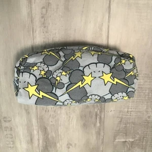 BAPE × KAWS CALAVERA STA Bolsa un mono de baño NIGO Gris Bueno - Imagen 1 de 7