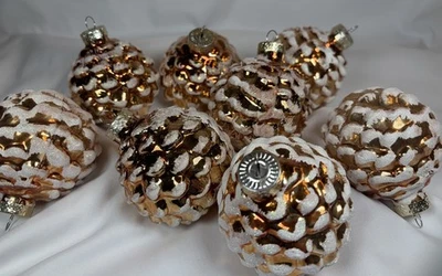 8 3” Adornos de Vidrio de Piña Navidad Dorado Nieve Estilo Vintage Usado en Excelente Condición Foto 1 de 4