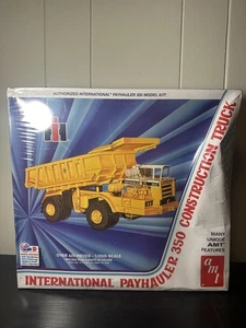 AMT International Payhauler 350 Construction Truck Kit AMT 1209/04 1/25 - Picture 1 of 6