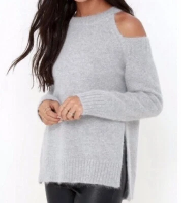 J.O.A. | Suéter Gris Mezcla Angora Hombro Frío 'Breathe Easy' Talla Grande Foto 1 de 4