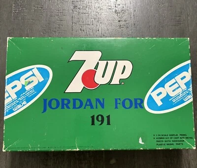 WAVE Benetton Formula 1 Jordan Ford 191 1/24 Scale Model Kit Resin Metal - Image 1 of 4