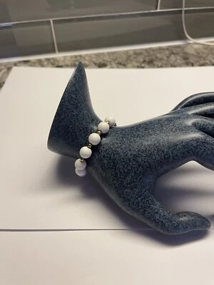 Vintage Signed Monet White Bead / Gold Tone Beaded Bracelet - Image 1 of 4