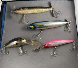 Fishing Lures Lot of 4 Used Good Condition Each With Two Treble Hooks Lot #1 - Picture 1 of 5