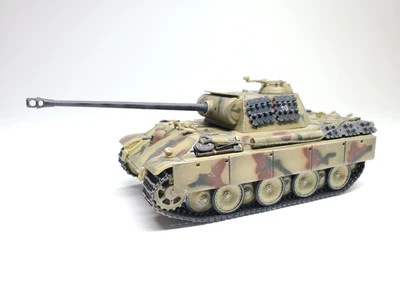 Dragon Armor 60010 1:72 Panther G PzRgt 35 Kurland September 1944 WWII - Image 1 of 4
