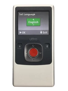 Flip Ultra Video U112OW White and Silver Camcorder 4 GB Records 120min - Picture 1 of 12
