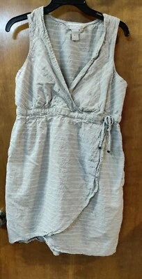 Vestido grande Freedom Trail by Kyodan para mujer mezcla de lino gris a rayas sin mangas  Foto 1 de 4