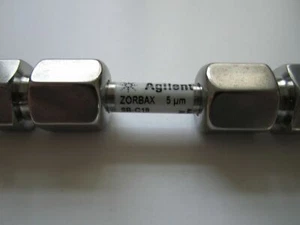 Agilent 846975-902 ZORBAX StableBond SB-C18 80Å 5µm, 4.6 x 50mm - Bild 1 von 5