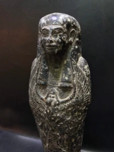 Antiguo Ushabti de ISIS Diosa del amor y la magia con el escarabajo - Imagen 1 de 5