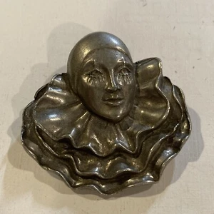 VINTAGE 1988 SEAGULL PEWTER CANADA CIRCUS CLOWN PIN BROOCH - Picture 1 of 6