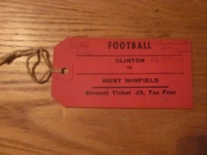 1958 Clinton vs. West Winfield, Nueva York boleto de fútbol americano de escuela secundaria juego completo - Imagen 1 de 4