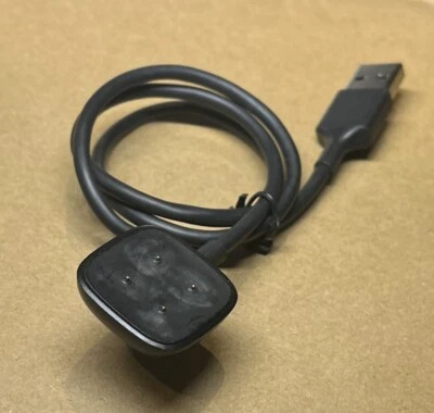 Cable de carga para estación de acoplamiento Fitbit Sense y Versa 3 Foto 1 de 4